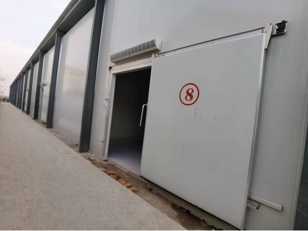 冷庫門怎么選擇？平移門和手拉門哪個更好